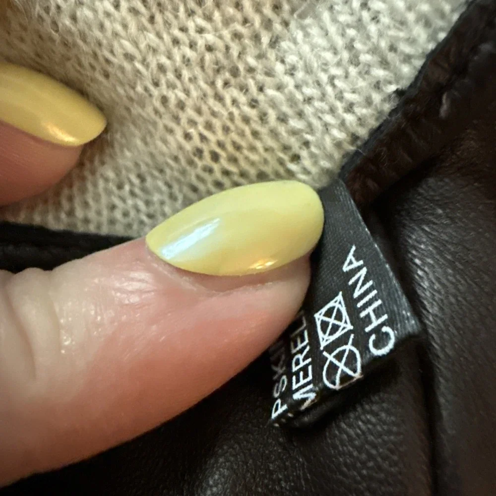 N/A driving gloves
